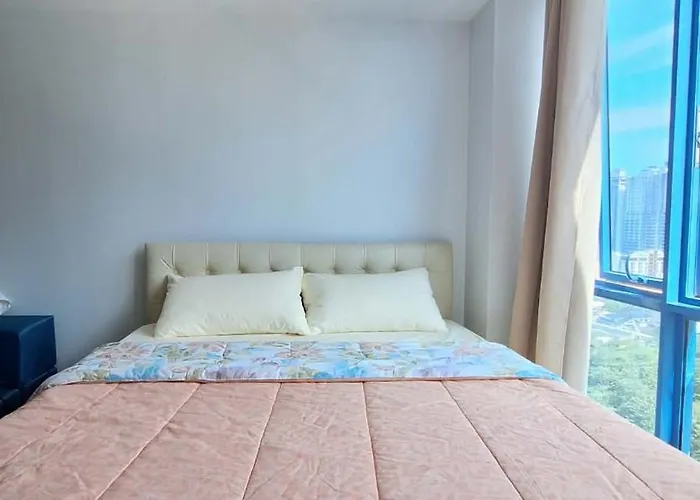 Chic 38 Park Pool, Gym Apartment *